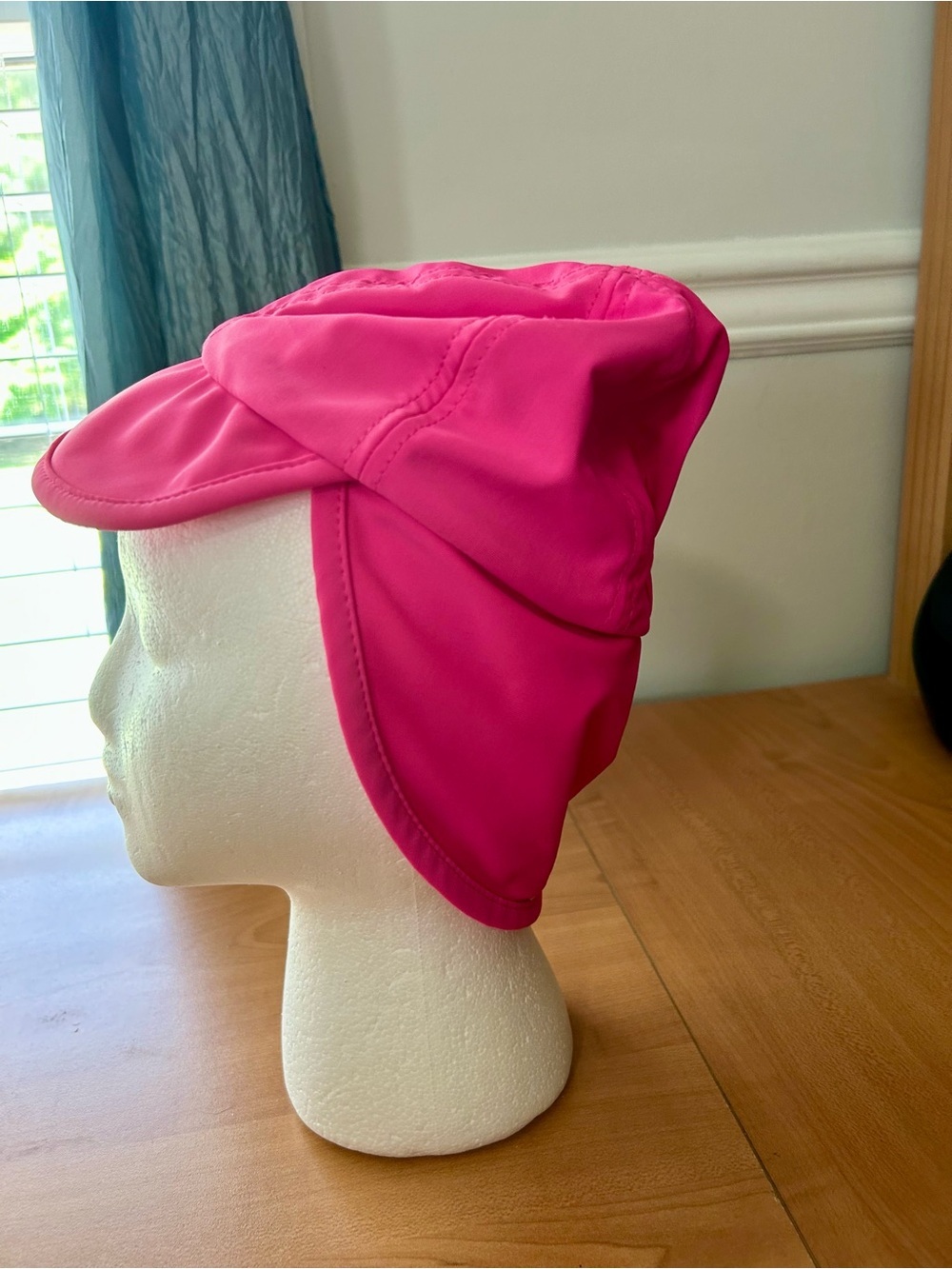 Kids Pink Sun Hat-Lightweight UV Protection Carters baby/toddler size 12-18m